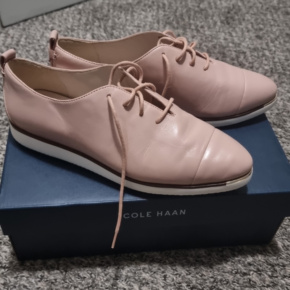 Cole Haan Shoes - Stunning Cole haan semi formal shoes